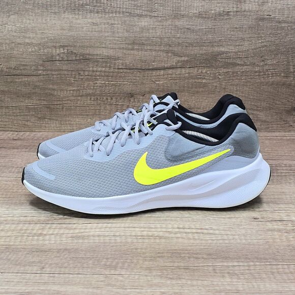 Nike Revolution 7 Men’s Size 14 Gray Running Shoes (FB2207-002) - Picture 3 of 9